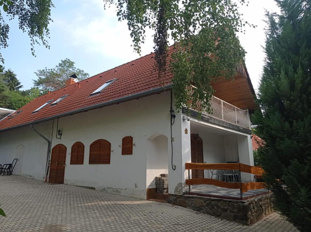 Parraghegy Apartman Villa Zalaszanto Esterno foto