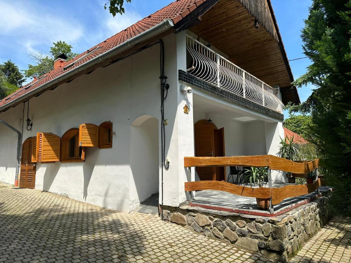 Parraghegy Apartman Villa Zalaszanto Esterno foto