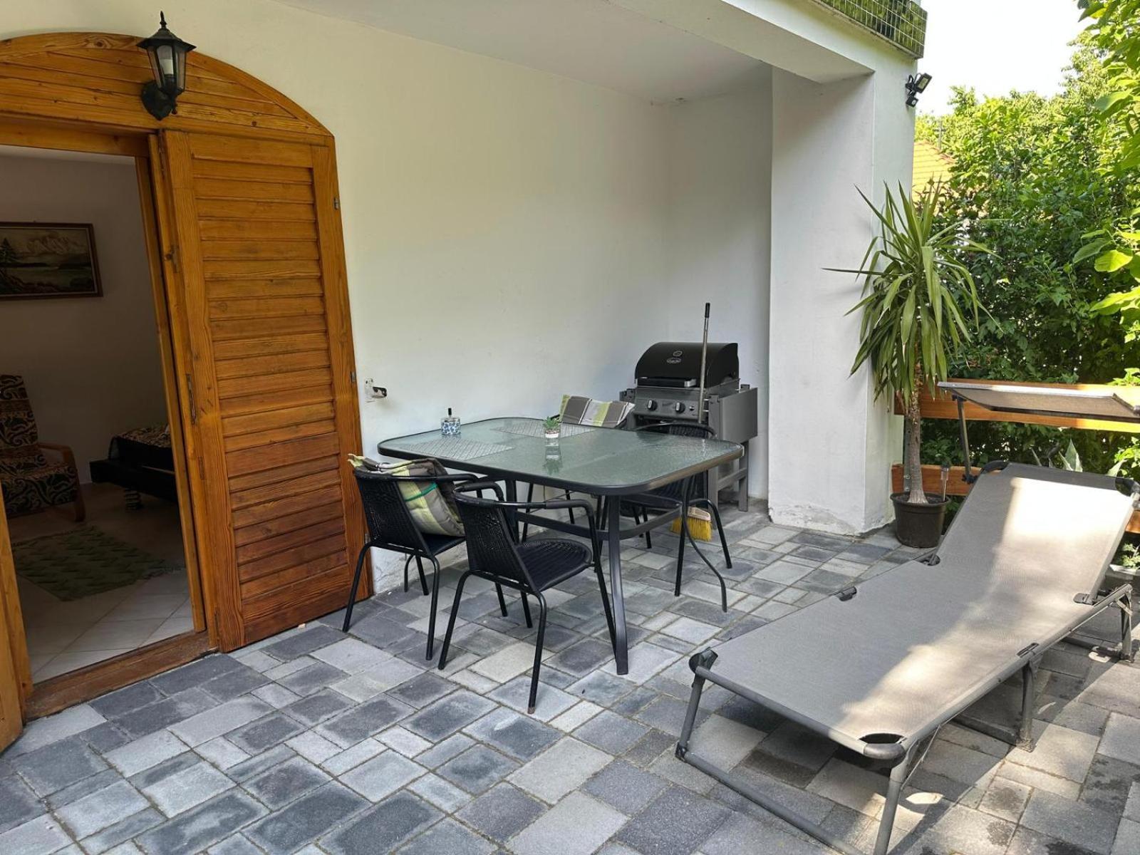Parraghegy Apartman Villa Zalaszanto Esterno foto